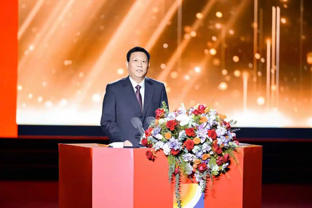 张广宇.jpg 张广宇.jpg