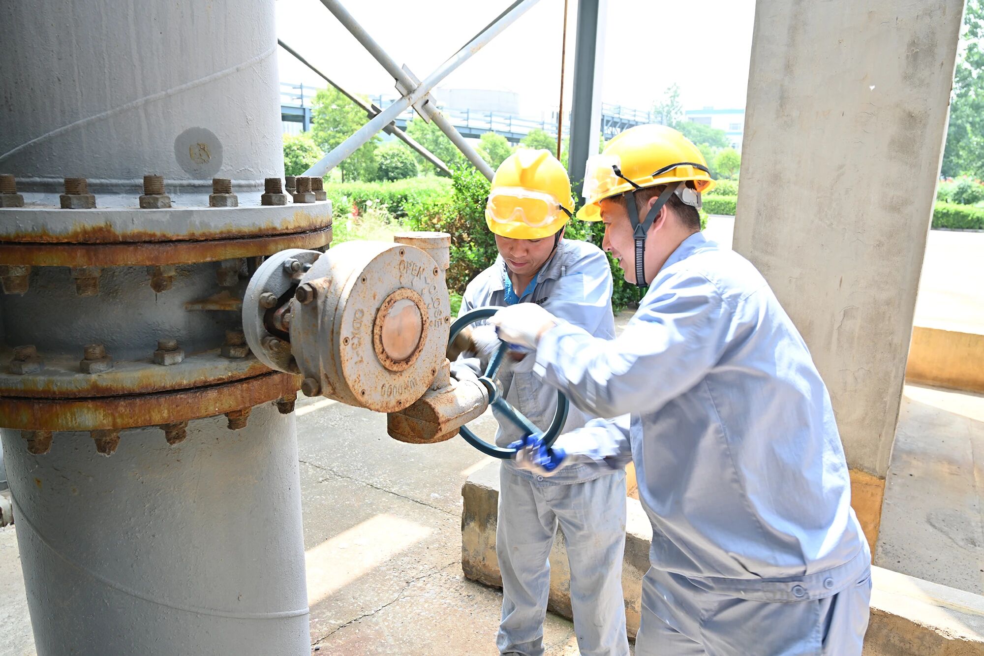 检修1.jpg 检修1.jpg